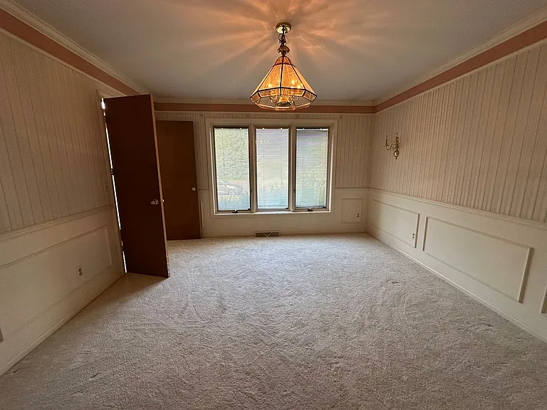 486 Ashton Ct SE — Photo 9