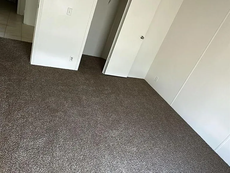 15710 Cypress Garden Dr — Photo 16