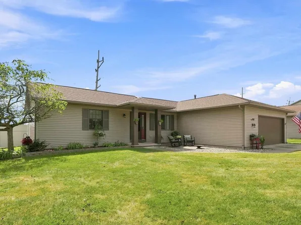 2122 Sally St, Warsaw, IN 46580