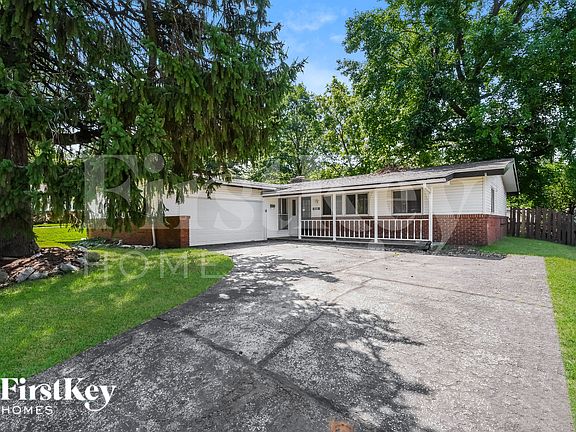 2nd image of 3120 Durwood Dr