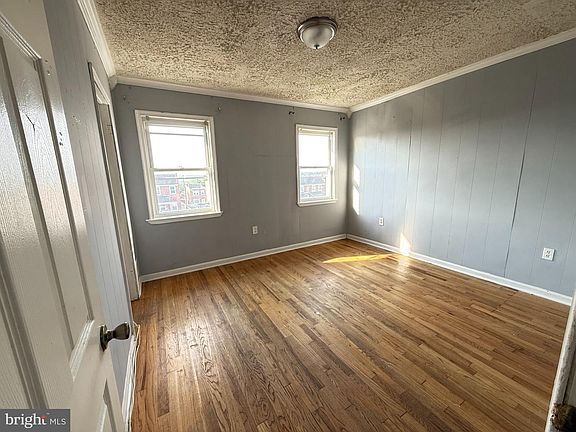 5th image of 7041 Eastbrook Ave