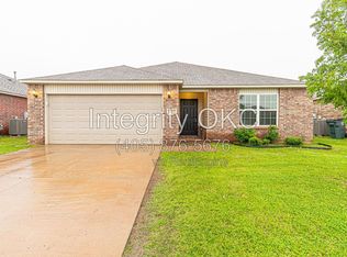 13233 Bridgewater Dr Unit 1, Piedmont, OK 73078