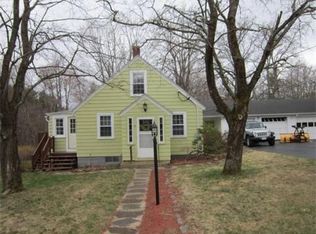 31 High St, Templeton, MA 01468