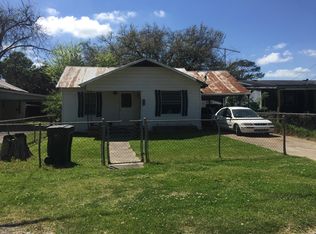 402 E 3rd St, Broussard, LA 70518
