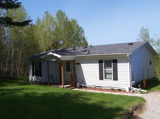 6589 Forsyth Dr, Cheboygan, MI 49721
