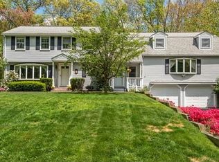 13 Whalen Rd, Hopkinton, MA 01748