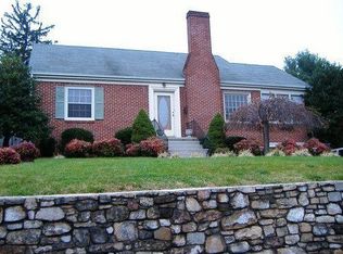 2507 Fairway Dr SW, Roanoke, VA 24015