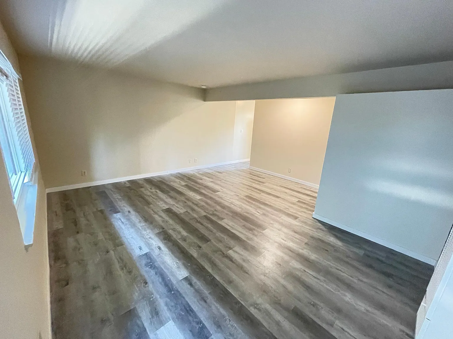 1 bed, 700 sqft, $2,385 — Photo 1