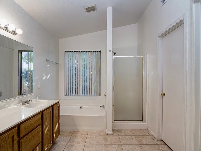 Palo Verde Homes - 6607 89th Ave — Photo 14