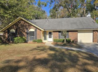 448 Floyd Cir, Hinesville, GA 31313