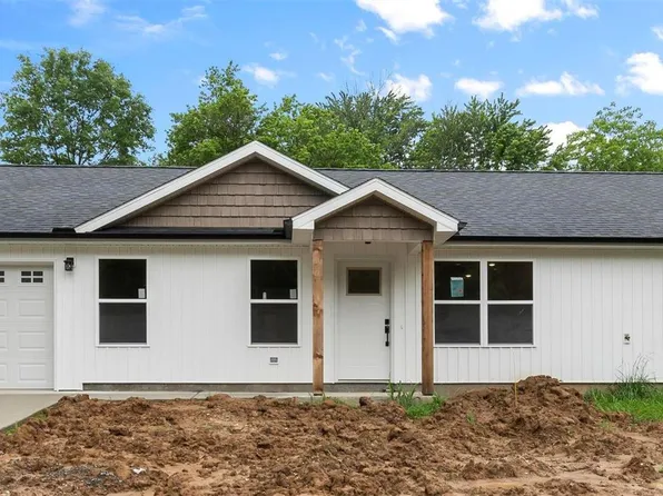 1741 Northwoods Ct, Cape Girardeau, MO 63701