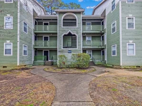 6813 Willowbrook Dr APT 9, Fayetteville, NC 28314