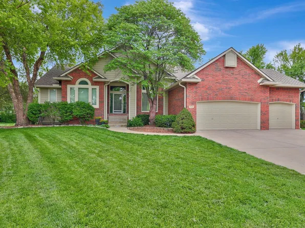 958 N White Tail Ct, Wichita, KS 67206