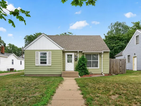 4537 6th St NE, Columbia Heights, MN 55421