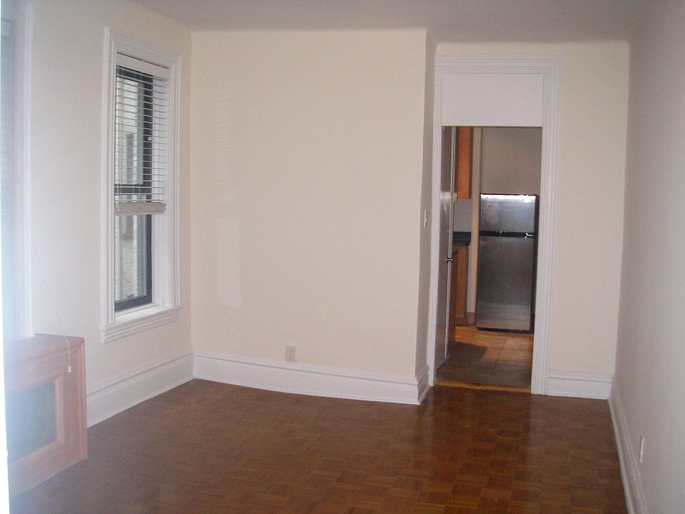 2nd image of 230 E 78th St