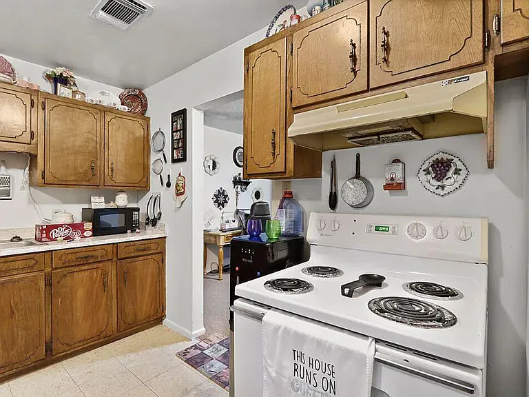 200 Smokey Acres Rd — Photo 8