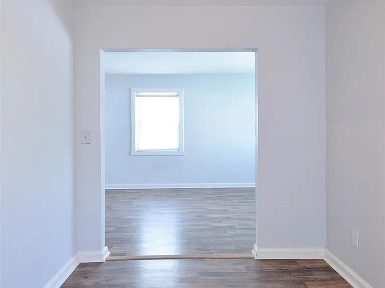 34 Newman Ave #1 — Photo 5