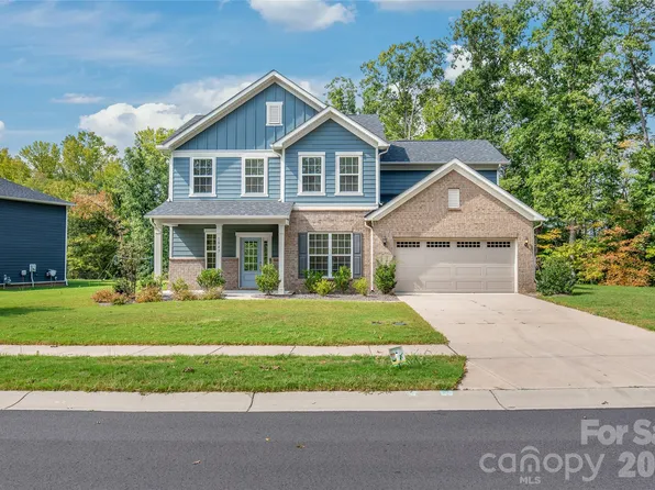 1043 Kalli Dr, Stallings, NC 28104