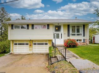 521 Woodhaven Dr, Morgantown, WV