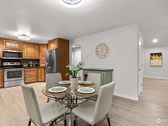 3rd image of 14020 113th Avenue Ct E