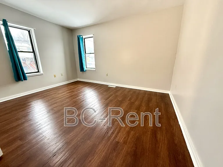 400 Beaver Ave — Photo 11