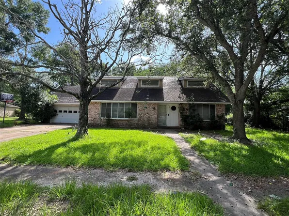3709 Kettering Avenue, Bay City, TX 77414