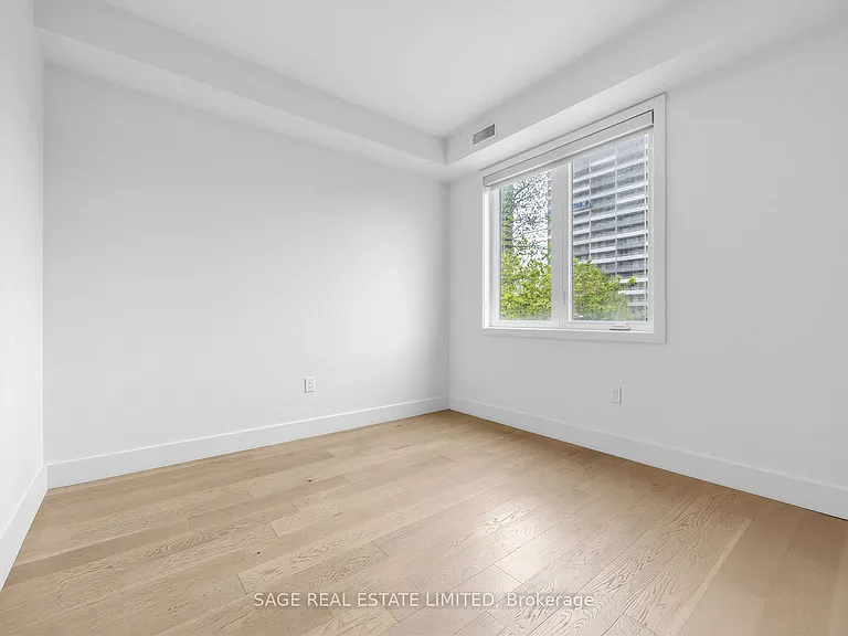 909 Castlefield Ave #2 — Photo 15