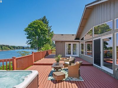 20439 NE Interlachen Ln, Fairview, OR, 97024