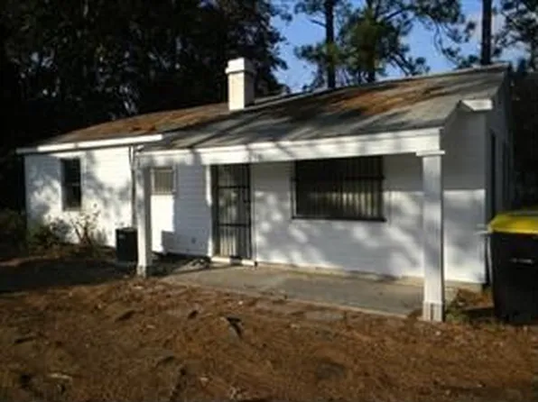 618 Montgomery Crossroads, Savannah, GA 31406