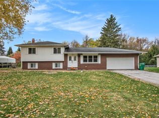 15902 Meadowview Dr, Buchanan, MI 49107
