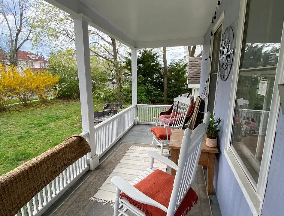 32 Dayton Ave
