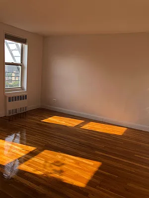 Rented by Compass | media 32