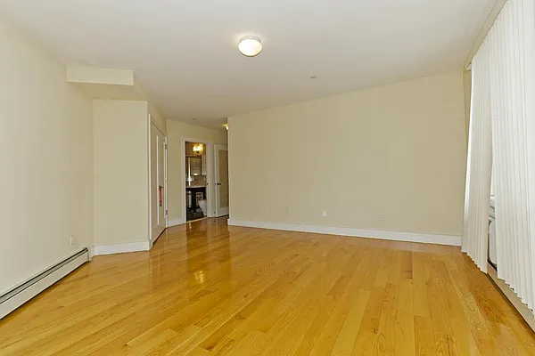 Sold by Fillmore | media 4