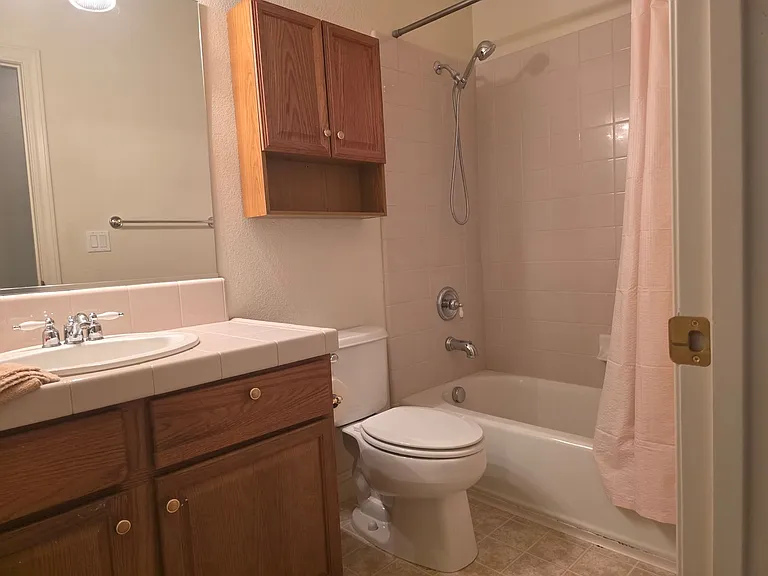 1458 Cardiff Dr — Photo 16
