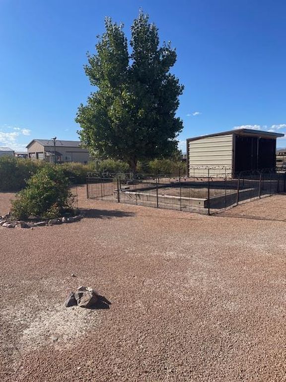 1193 E Sapinero Dr, Pueblo West, CO - View 5