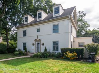 811 Brook St, Elgin, IL 60120