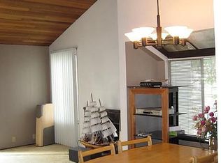 10317 SW Trapper Ter, Beaverton, OR 97008