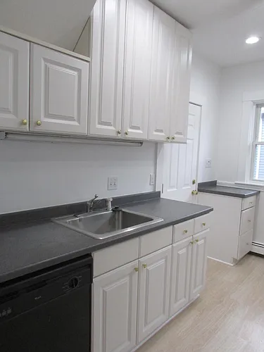 102 Putnam St #2 Photo 1