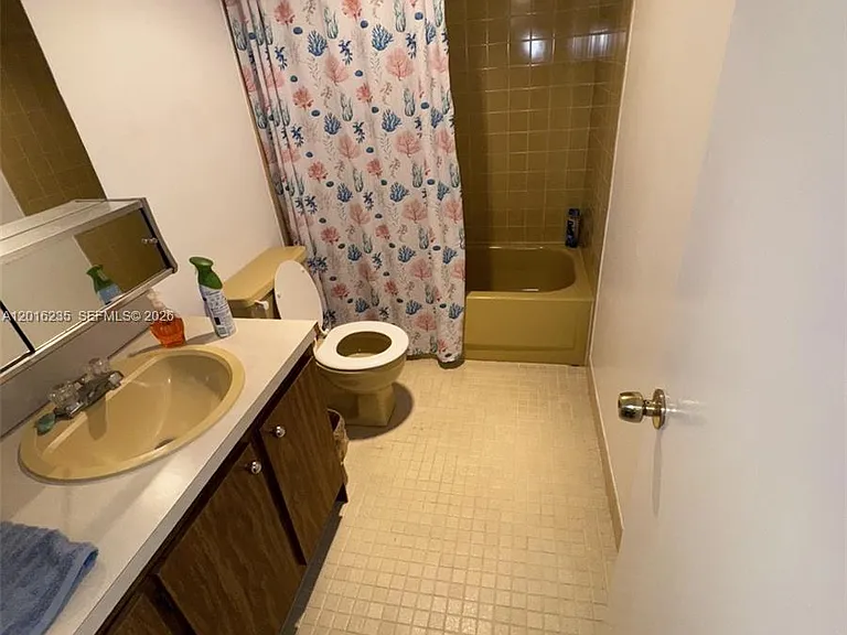 1025 SE 3rd Ave #102 — Photo 17