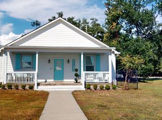 1215 Ocean View Dr, Gulfport, MS 39507