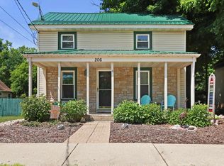 206 State St, Mazomanie, WI 53560