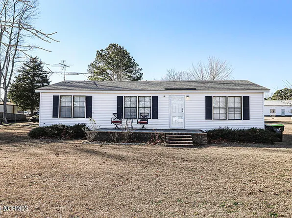 11534 Salem School Road, Whitakers, NC 27891