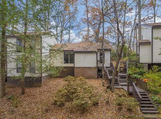 2B Hollywoods Ln, Simpsonville, SC 29681