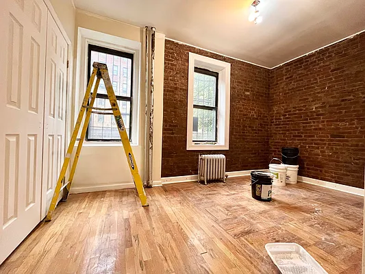 Rented by BRICK & GALO REALTY CORP | media 7