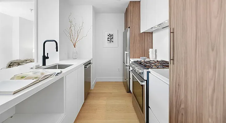 Rented by West 124th Manager LLC | media 36