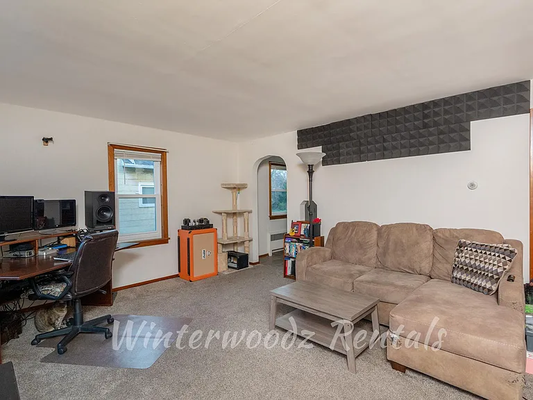 1432 Porlier St #1 — Photo 4