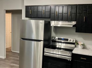 766 W 73rd Ave APT 4, Merrillville, IN