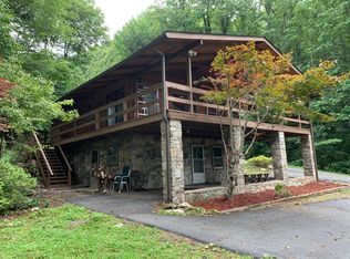 155 E View Rd, Sylva, NC 28779