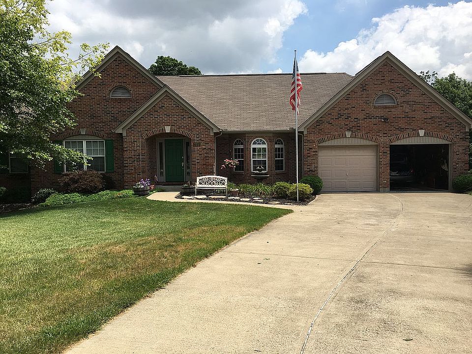 1st image of 775 Elizabeth Dr