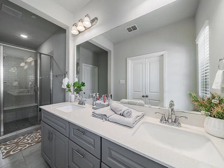 1526 Windermere Way — Photo 17